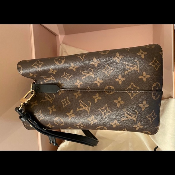 ‼️SOLD‼️ - Picture 3 of 13